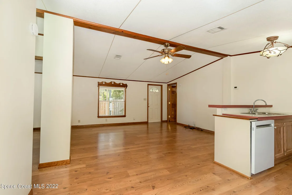 Photo of 4991 Cambridge Drive