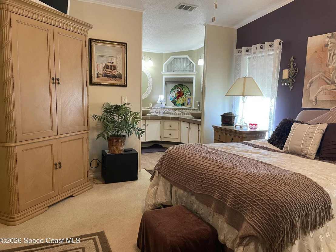 Photo of 3012 Indian River Drive NE