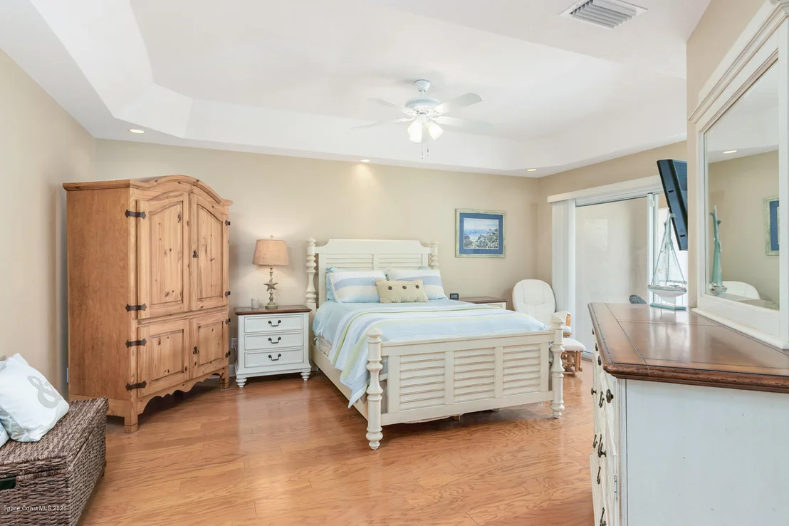 Photo of Unit B at 100 Ormond Drive
