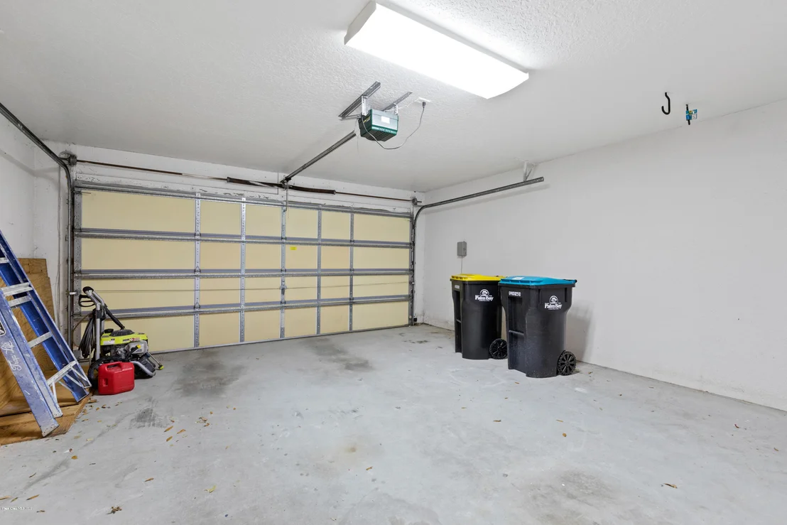 Photo of 1100 Pine Creek Circle NE