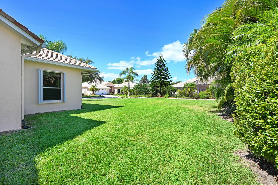 Photo of 1010 Palm Brook Drive