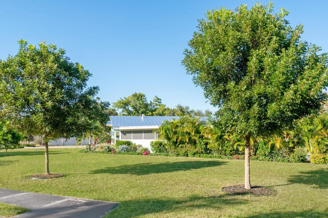 Photo of 905 Magnolia Drive