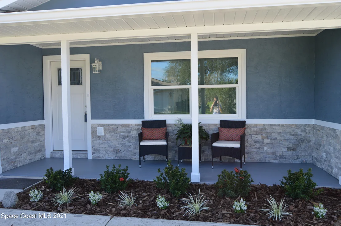 Photo of 2042 Doyle Drive