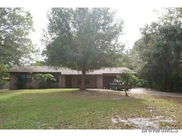 Photo of 6635 Cedar