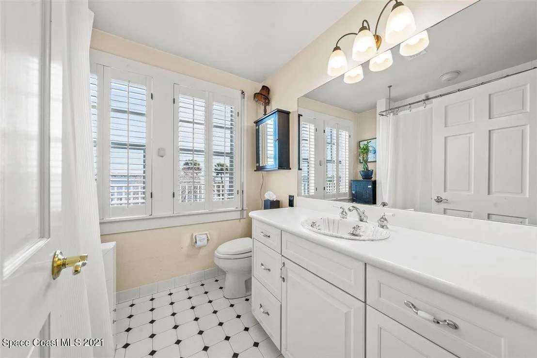 Photo of 515 Rockledge Drive