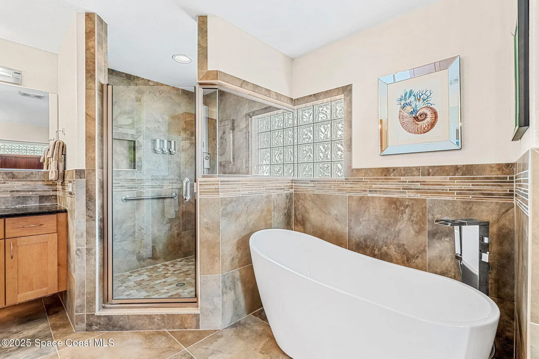 Photo of 561 Capri Road