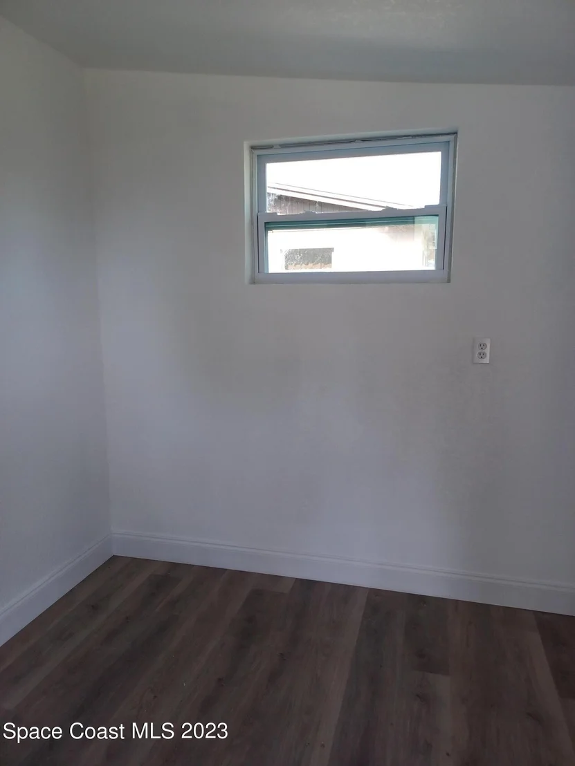 Photo of 982 Hibiscus Street