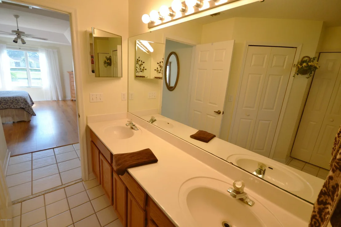 Photo of 2093 Lionel Drive
