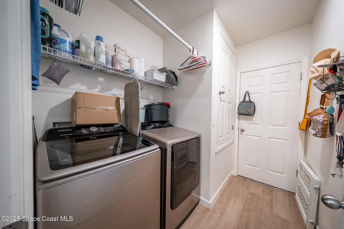 Photo of 289 Wiregrass Avenue