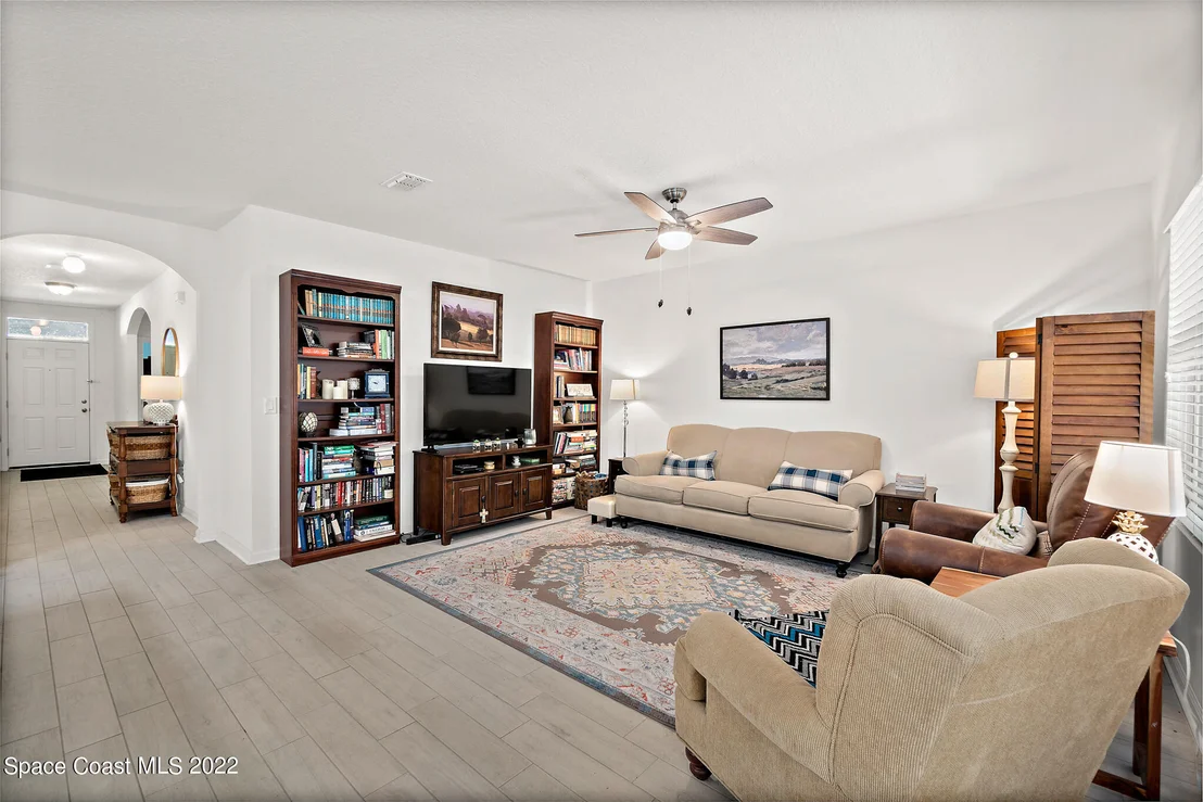 Photo of 2685 Falcon Lane