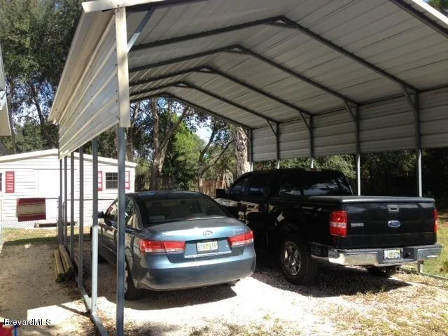 Photo of 586 Camp Road