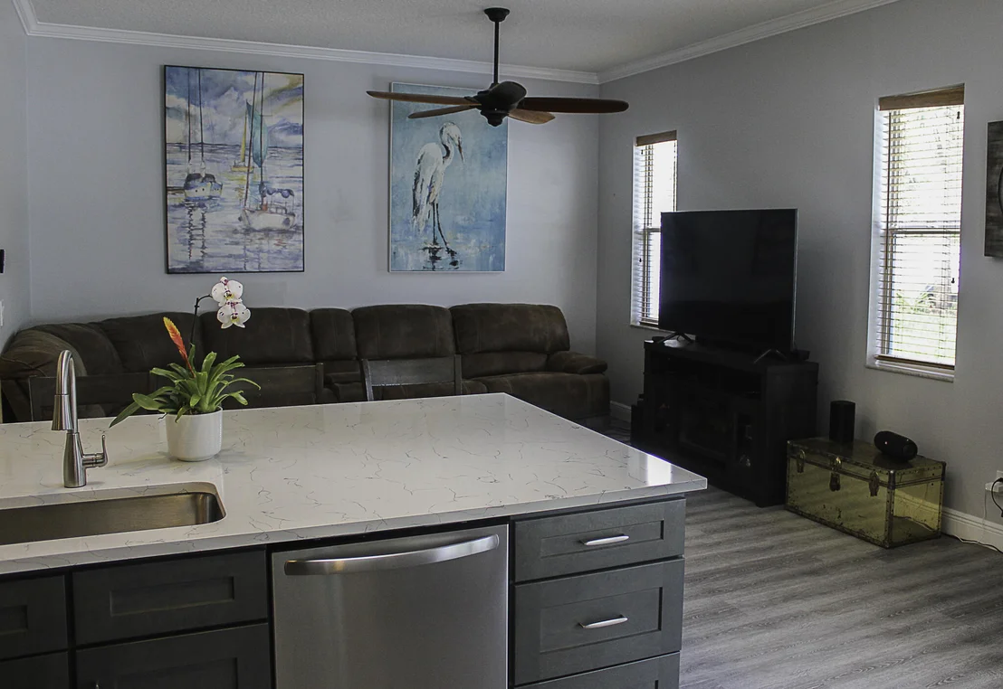 Photo of 5050 3rd Manor