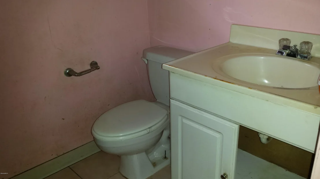 Photo of 809 Camellia Court