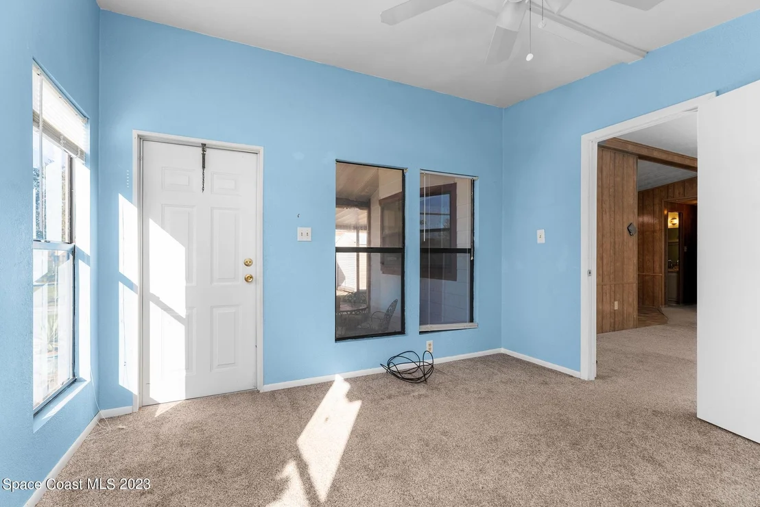 Photo of 112 Vanguard Circle