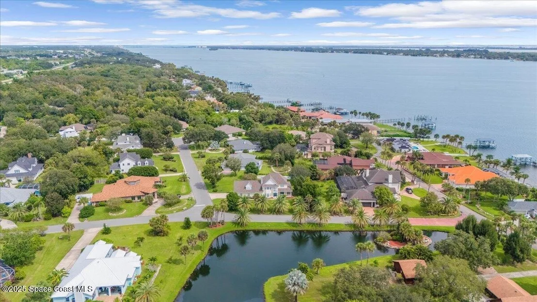 Photo of 110 River Woods Drive