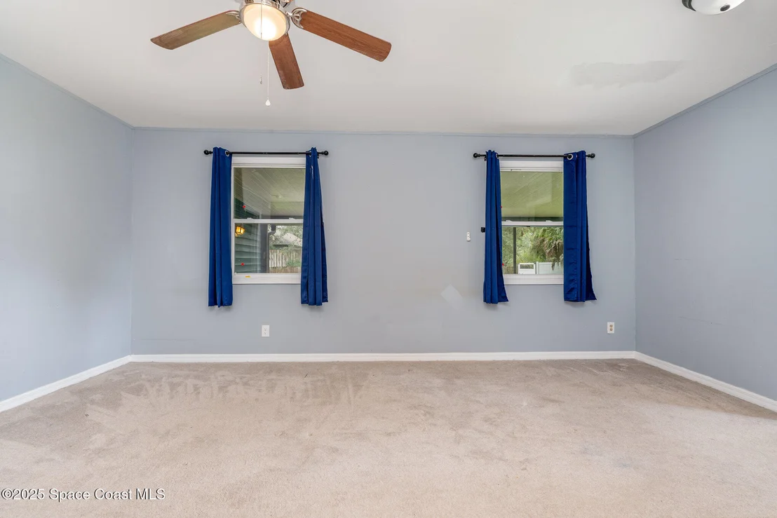 Photo of 190 Stephenson Drive NE