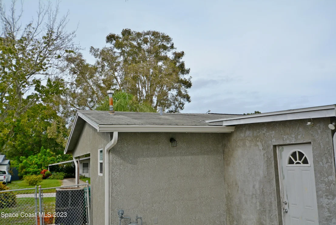 Photo of 2579 Coventry Road