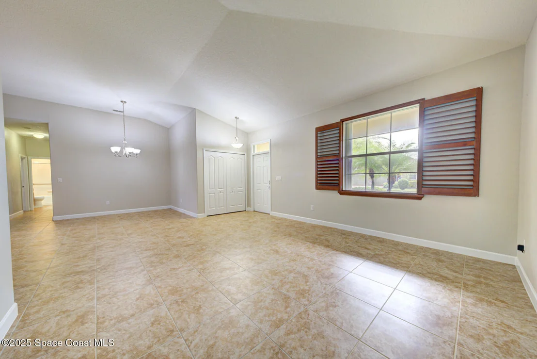 Photo of 3352 Russ Place