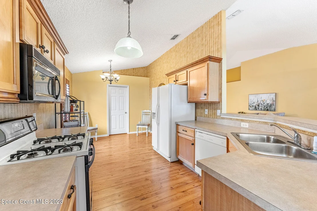 Photo of 4227 Four Lakes Drive
