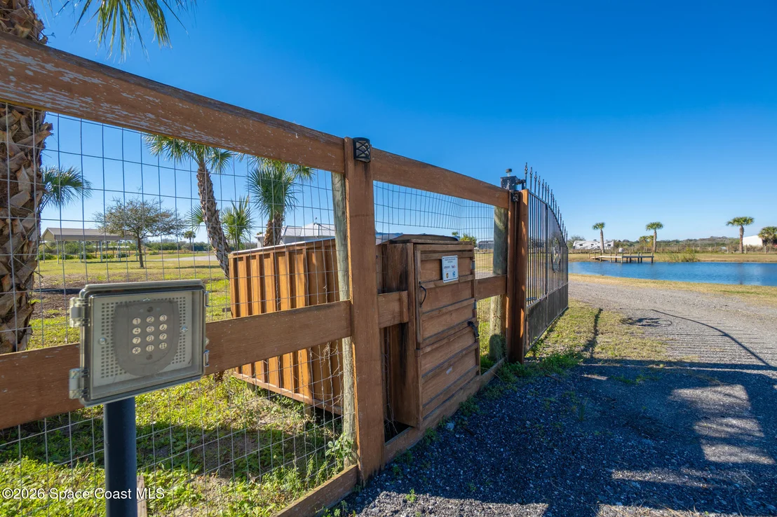 Photo of 3440 Hammock Road