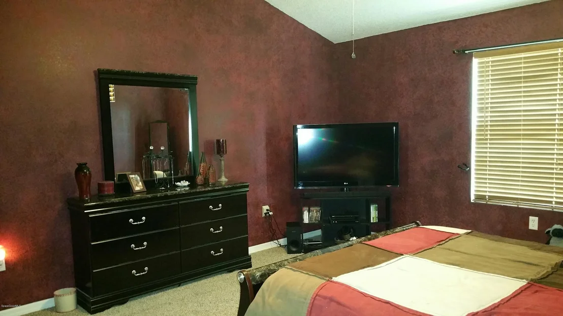 Photo of 284 Sedgewood Circle