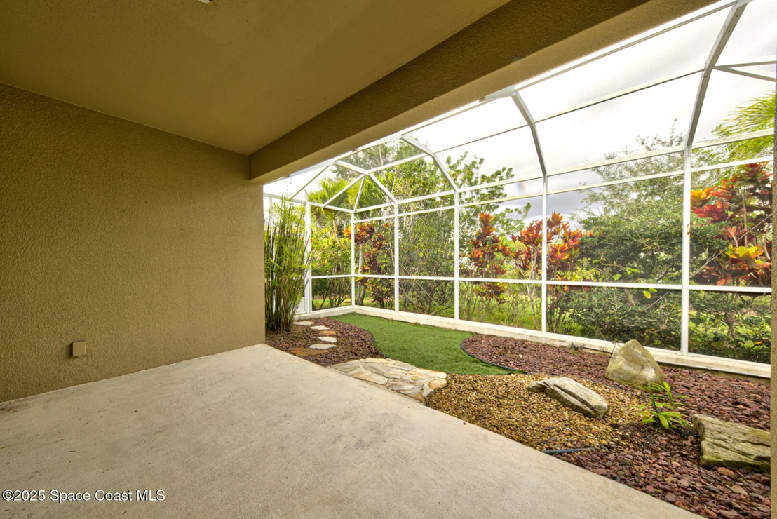 Photo of 3352 Russ Place