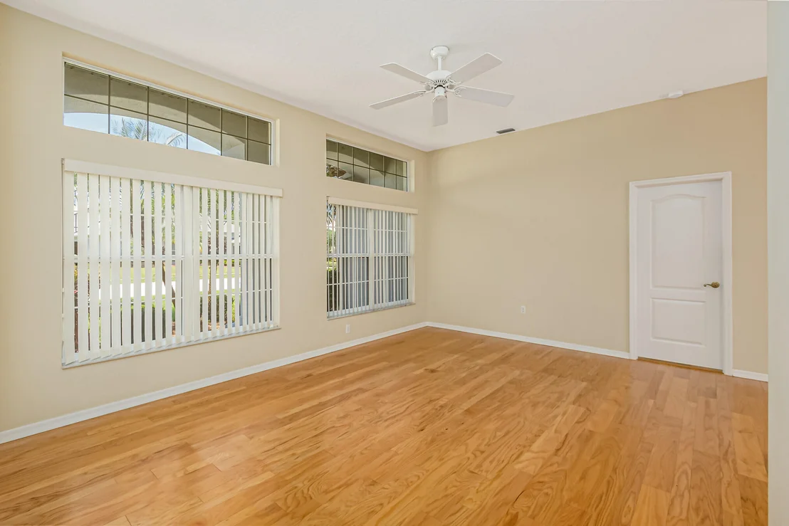 Photo of 718 Falls Creek Drive