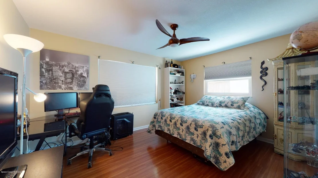Photo of 448 Sparrow Drive