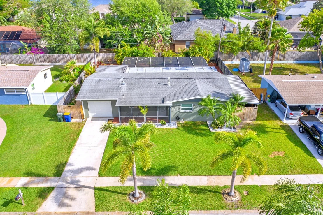 Photo of 1096 Madrid Road
