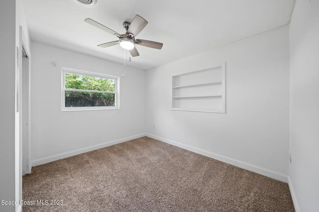 Photo of 275 Cinnamon Drive