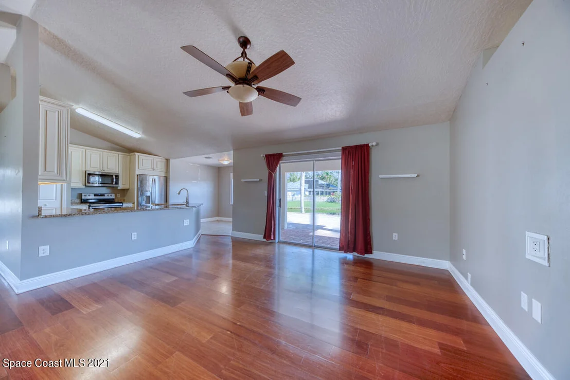 Photo of 5019 Alamanda Drive