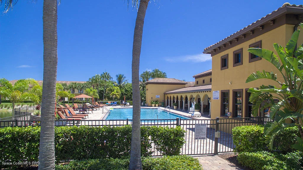 Photo of 718 Monterey Drive