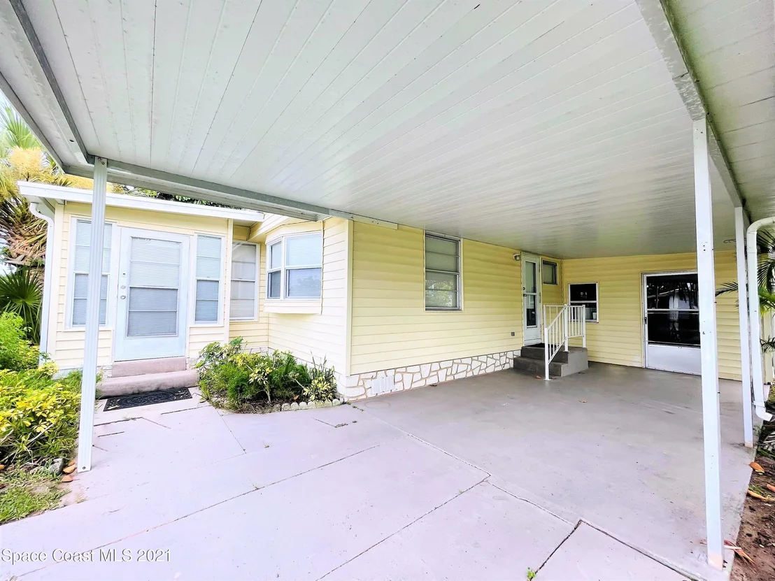Photo of 915 Pecan Circle