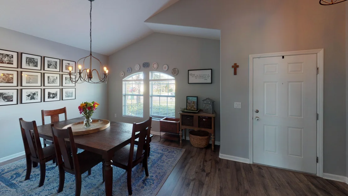 Photo of 1565 Litchfield Drive