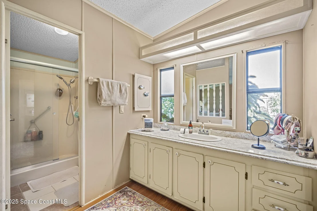 Photo of 433 Marlin Circle