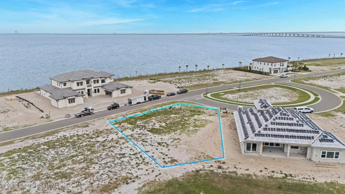Photo of 14 Spinnaker Circle