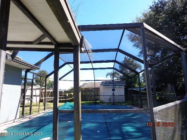 Photo of 6045 Hull Street