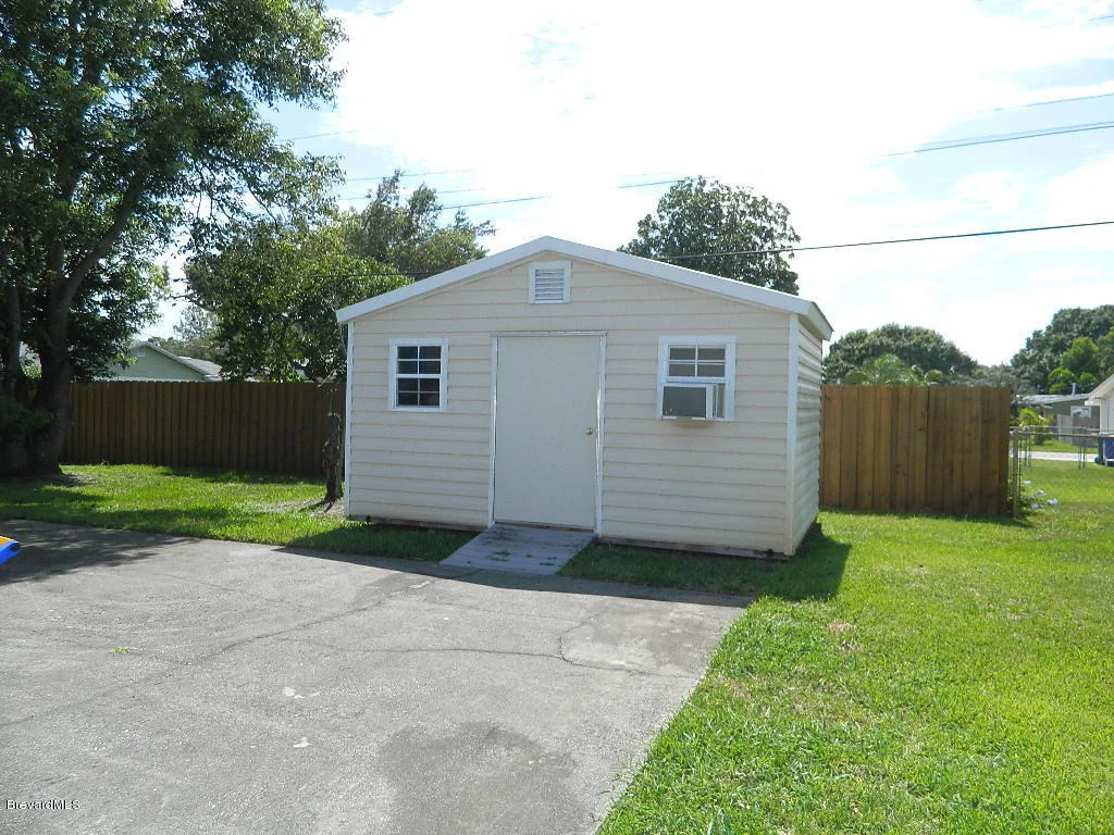 Photo of 1367 Estridge Drive