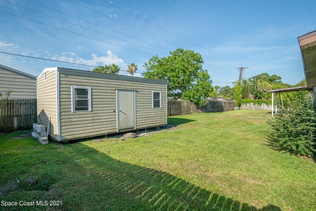 Photo of 1021 Green Road