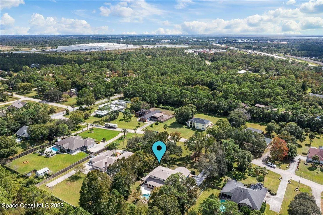 Photo of 5030 Timber Lane Drive