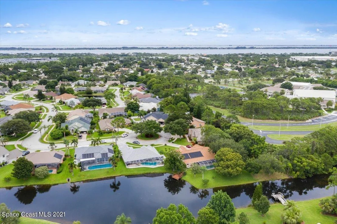 Photo of 772 Lake Drive