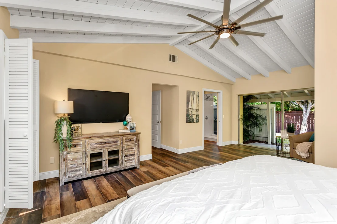 Photo of 304 Sand Pine Road
