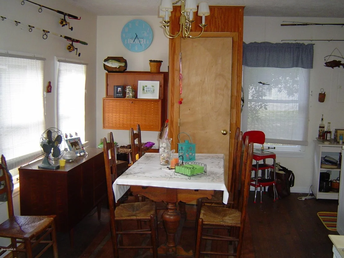 Photo of 1285 Richmond Drive