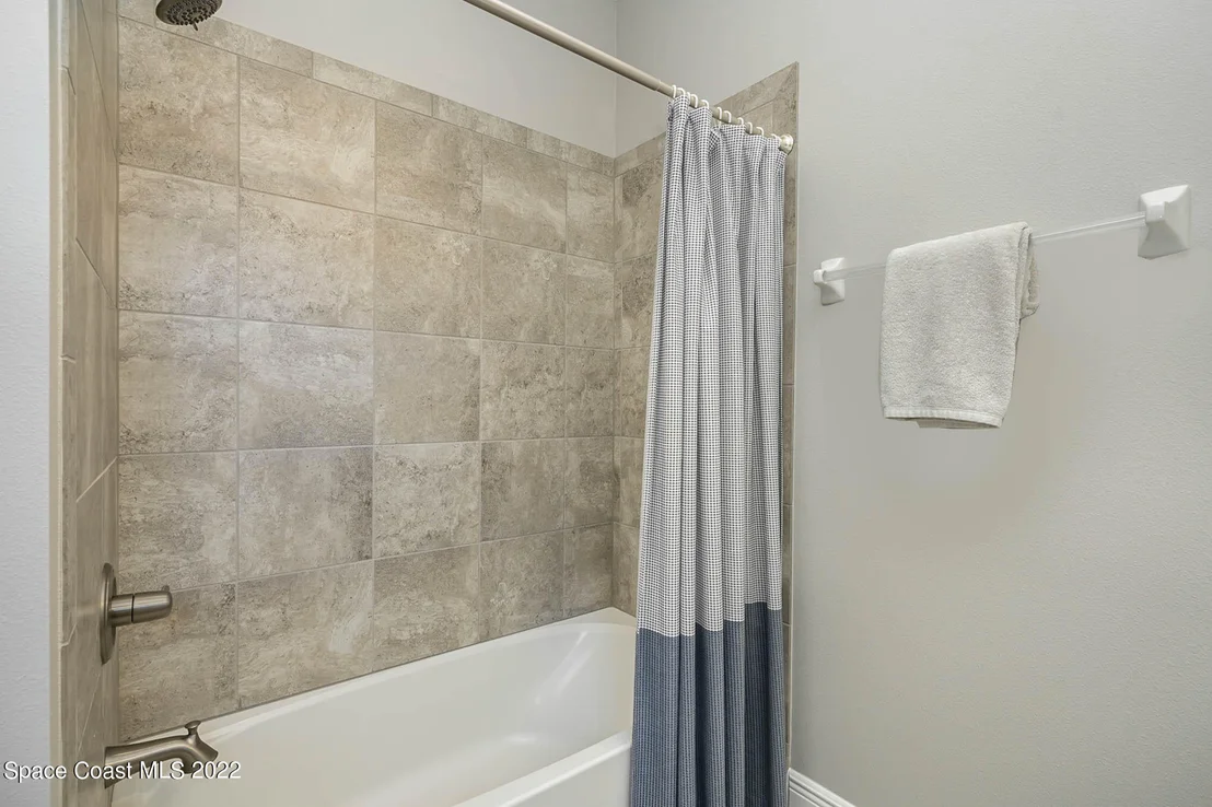 Photo of 7484 Poulicny Lane