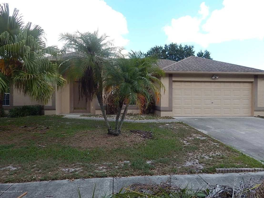 Photo of 150 Twin Lakes Road