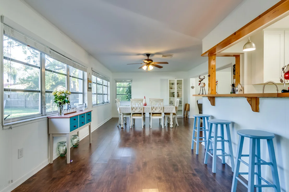 Photo of 731 Montclair Road NE