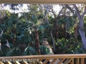 Photo of 831 Mandarin Drive NE