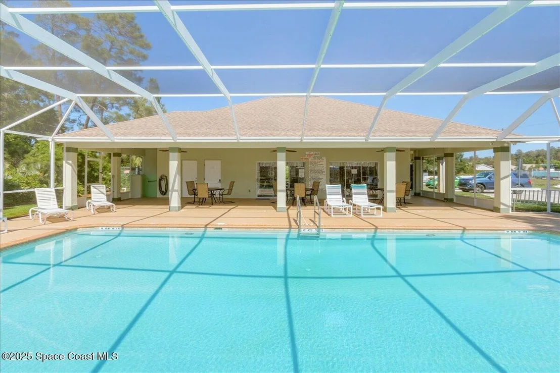 Photo of 1007 Pine Creek Circle NE