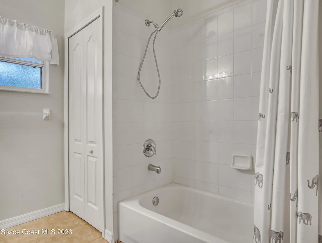 Photo of 1663 Dozier Circle SE
