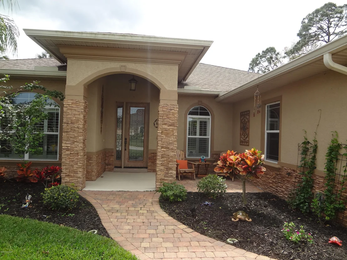 Photo of 1548 Outrigger Circle